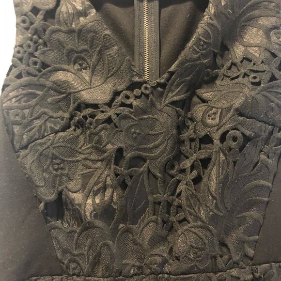 Club Monaco Leala Cocktail Dress size 4 Black Floral Lace Overlay - Picture 4 of 10